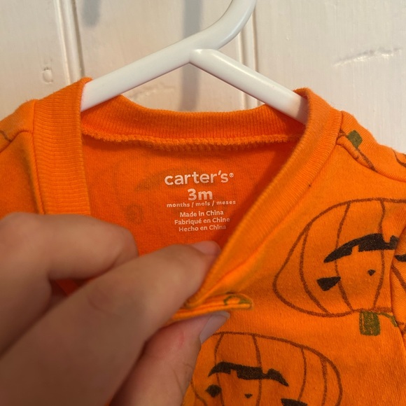 Carter's 3m Orange Pumpkin zip up sleeper - Picture 2 of 2